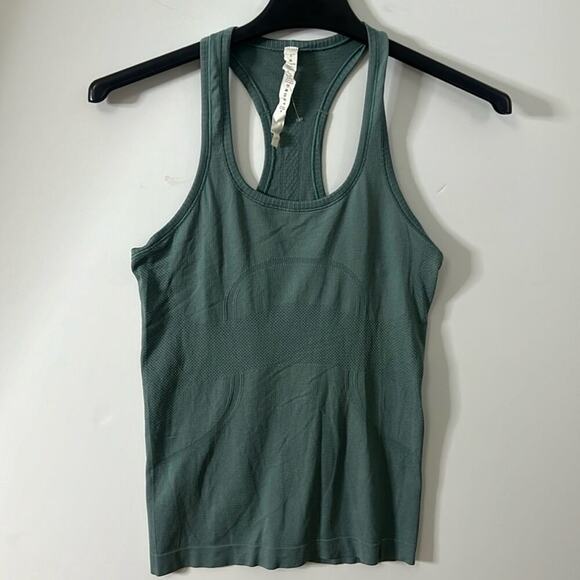 LULULEMON‎ + PELOTON JUNGLE GREEN SWIFTLY RACERBACK TANK SIZE 6 - Picture 1 of 5